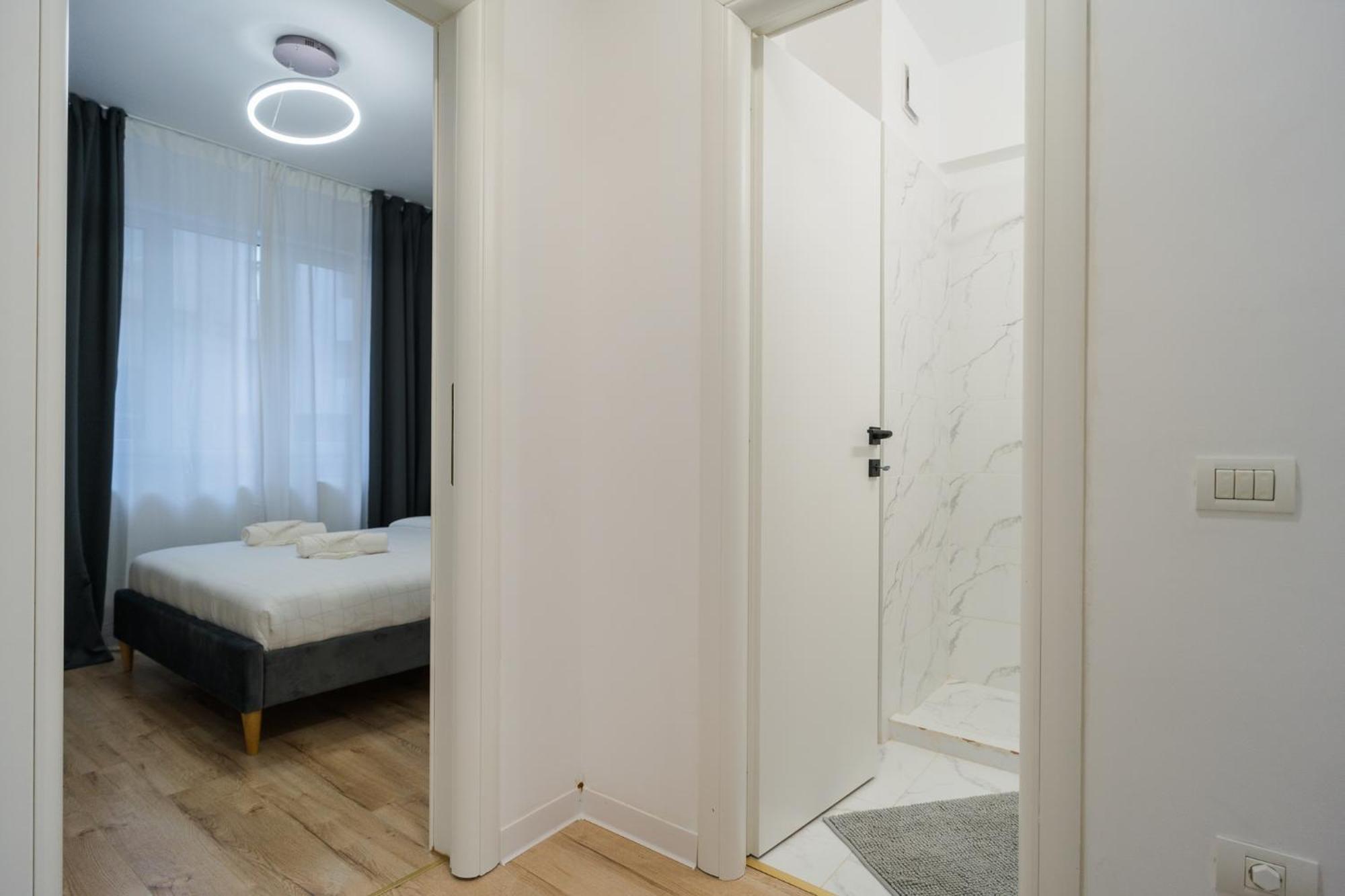 Elegant Gem Victoriei Avenue Apartment Bukares Bagian luar foto