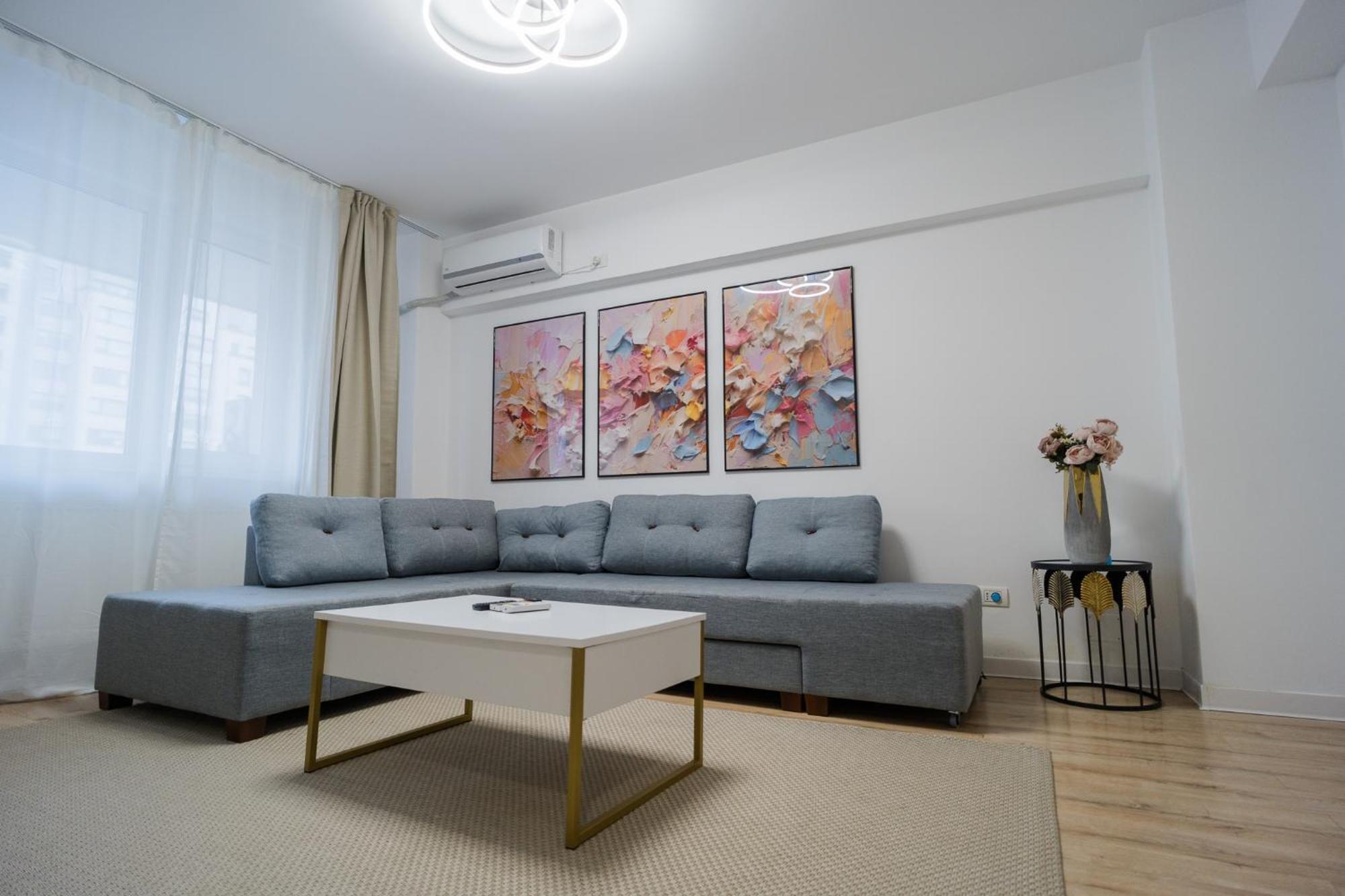 Elegant Gem Victoriei Avenue Apartment Bukares Bagian luar foto